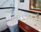 Conifer Boutique Hotel Bathroom