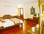 Hong Ngoc 5 Hotel Premium Room